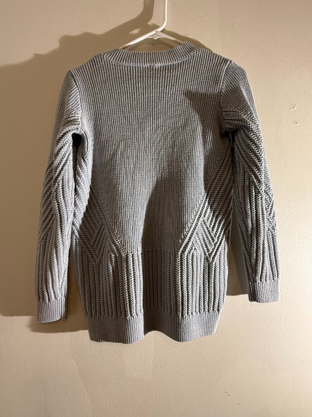 Athleta Teton V-Neck Textured Knit Sweater Voyage Grey | XXS